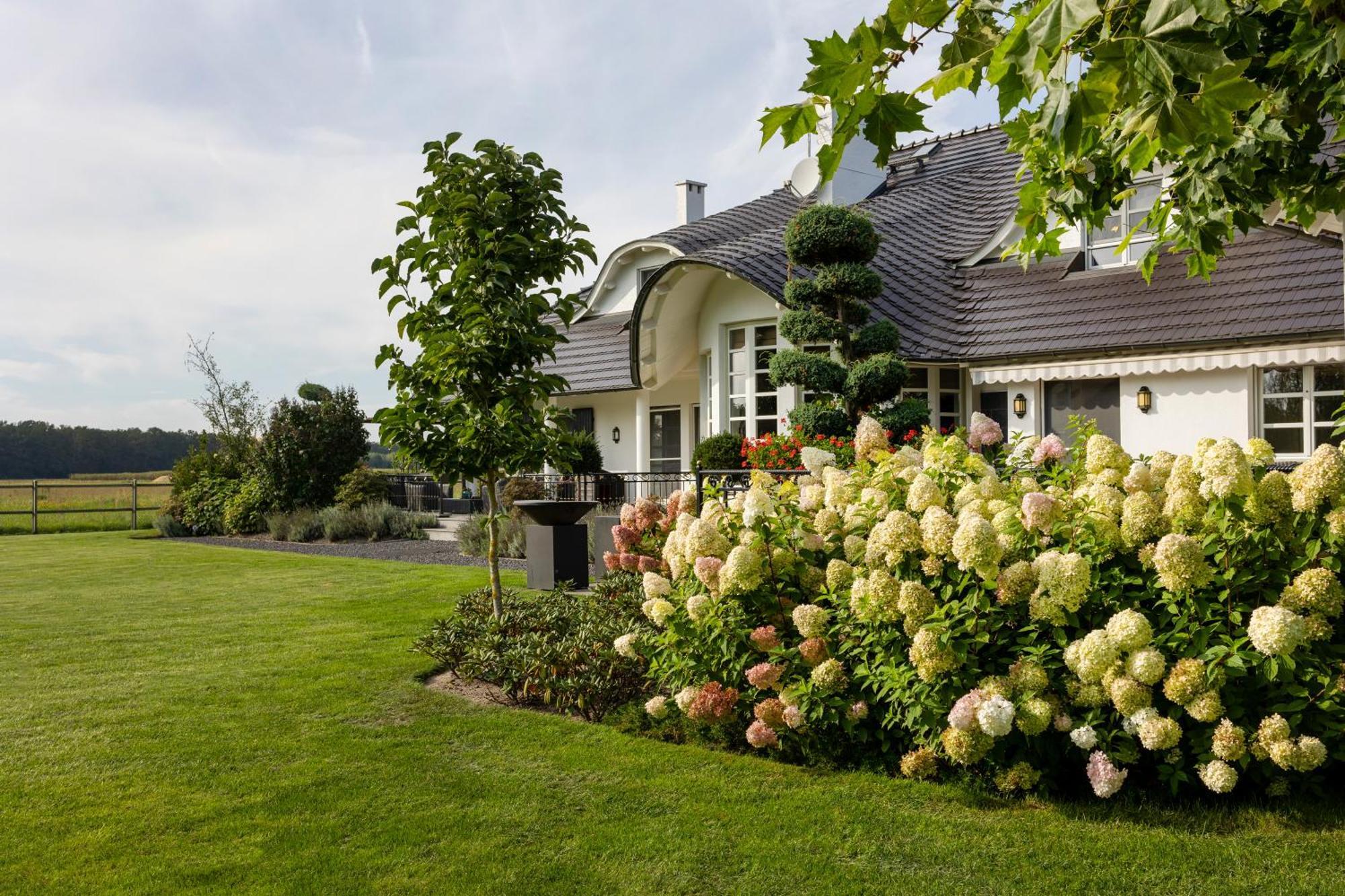 Hubertus Dwór Myśliwski Opole Exterior foto